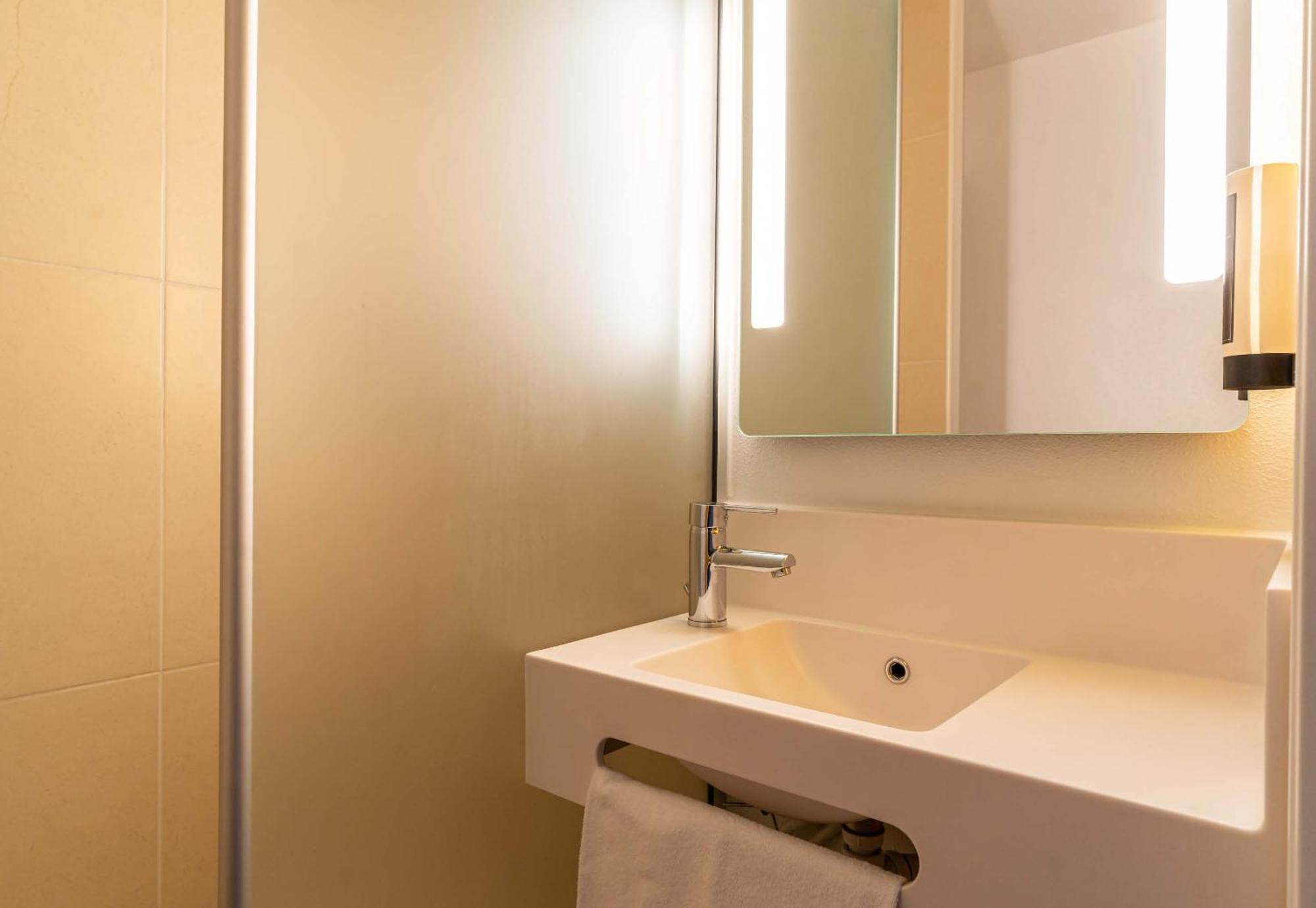 B&B Hotel Aix-En-Provence Le Tholonet Dış mekan fotoğraf
